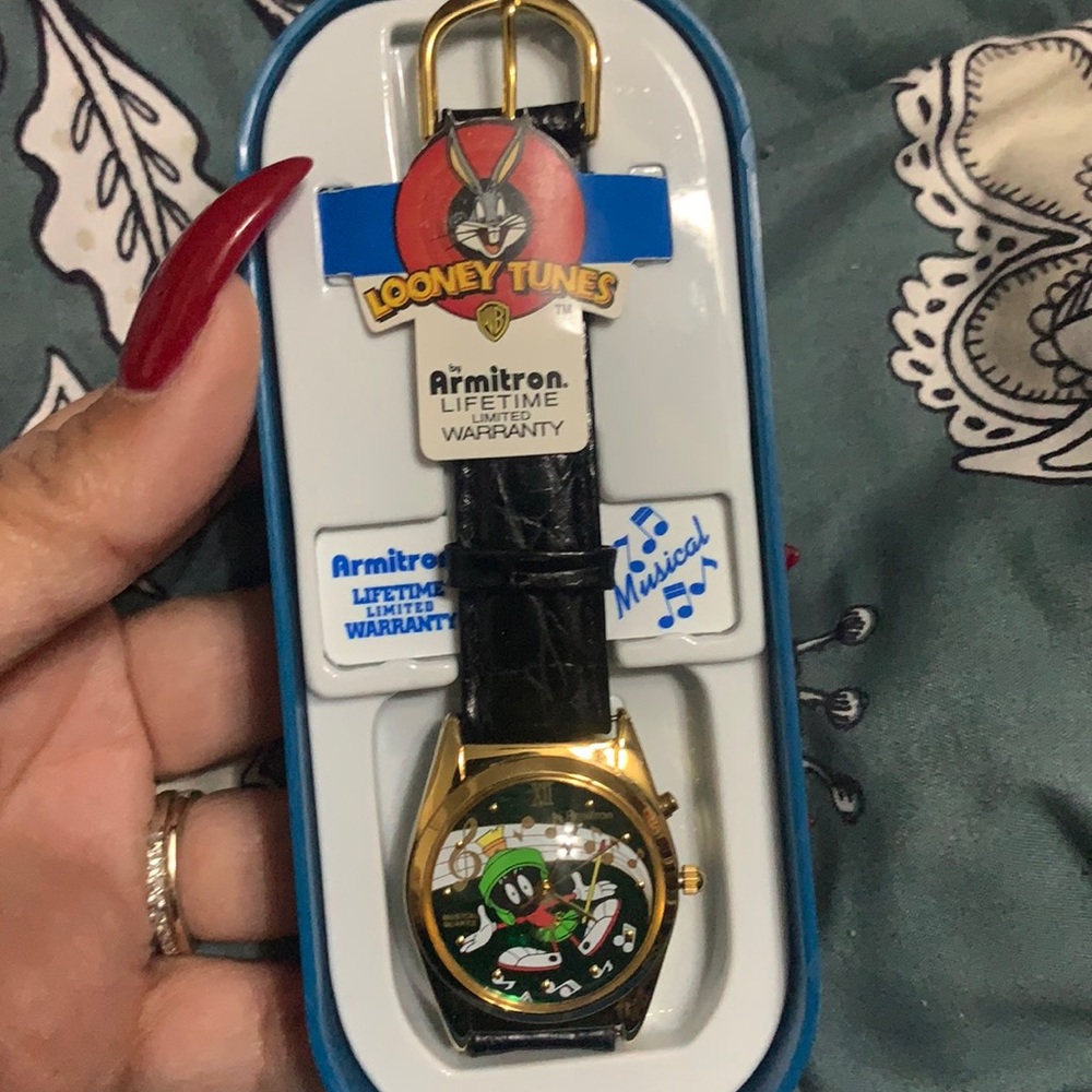 BNWB watch. Vintage. For looney tunes fans